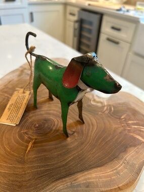 HomArt recycled metal dog figurine